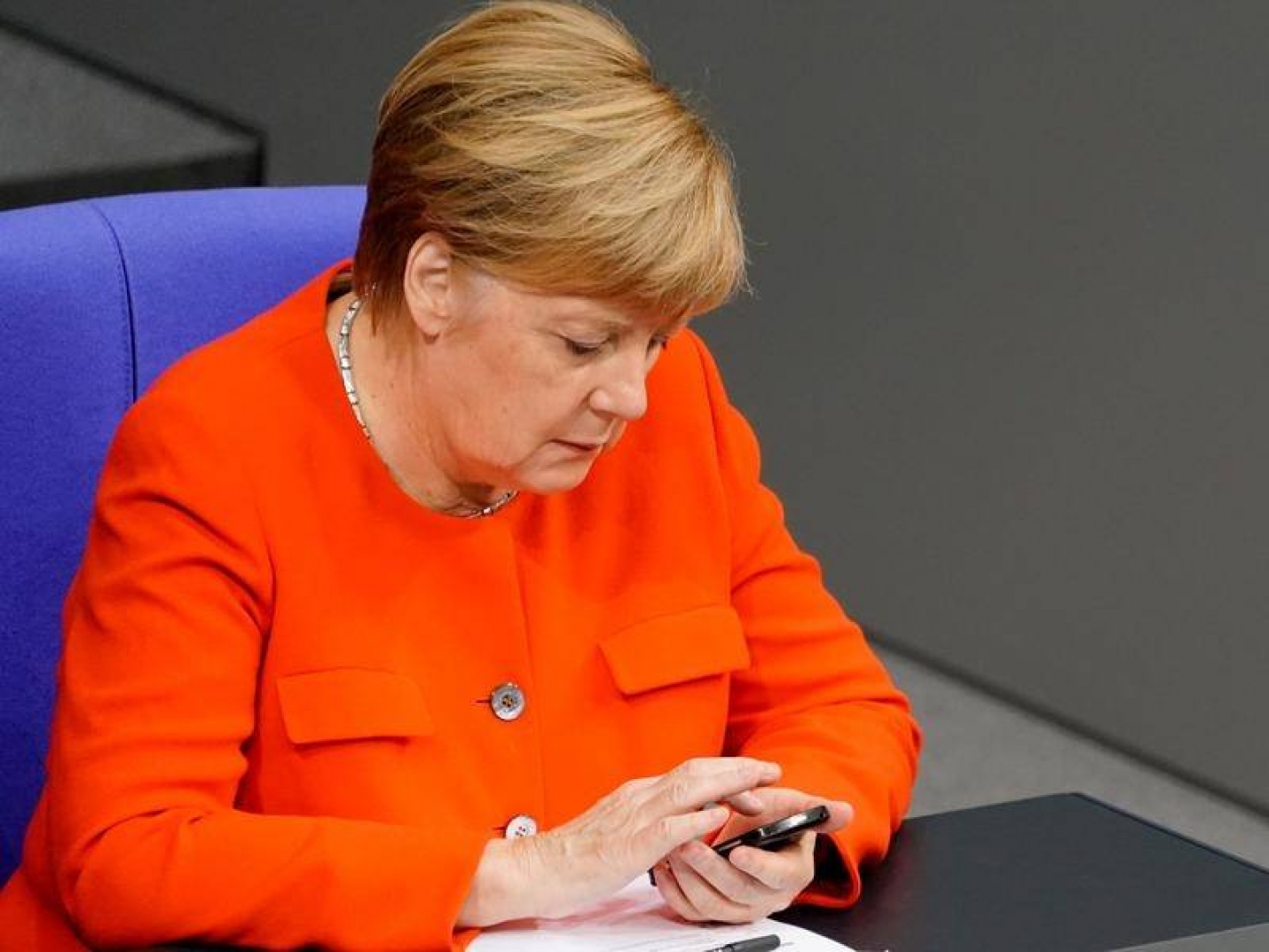 Меркель провела телефонный разговор с премьер-министром Армении